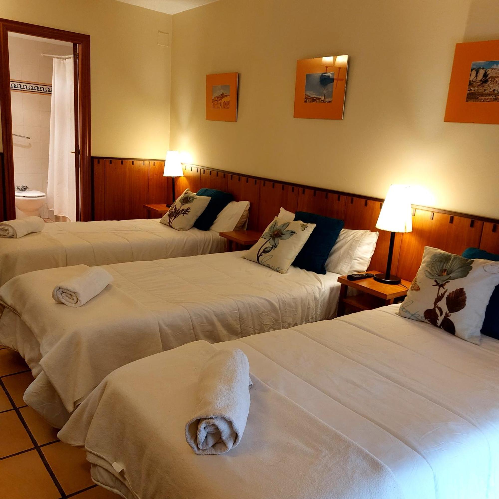 Hostal Tastavins Penarroya De Tastavins Exterior photo