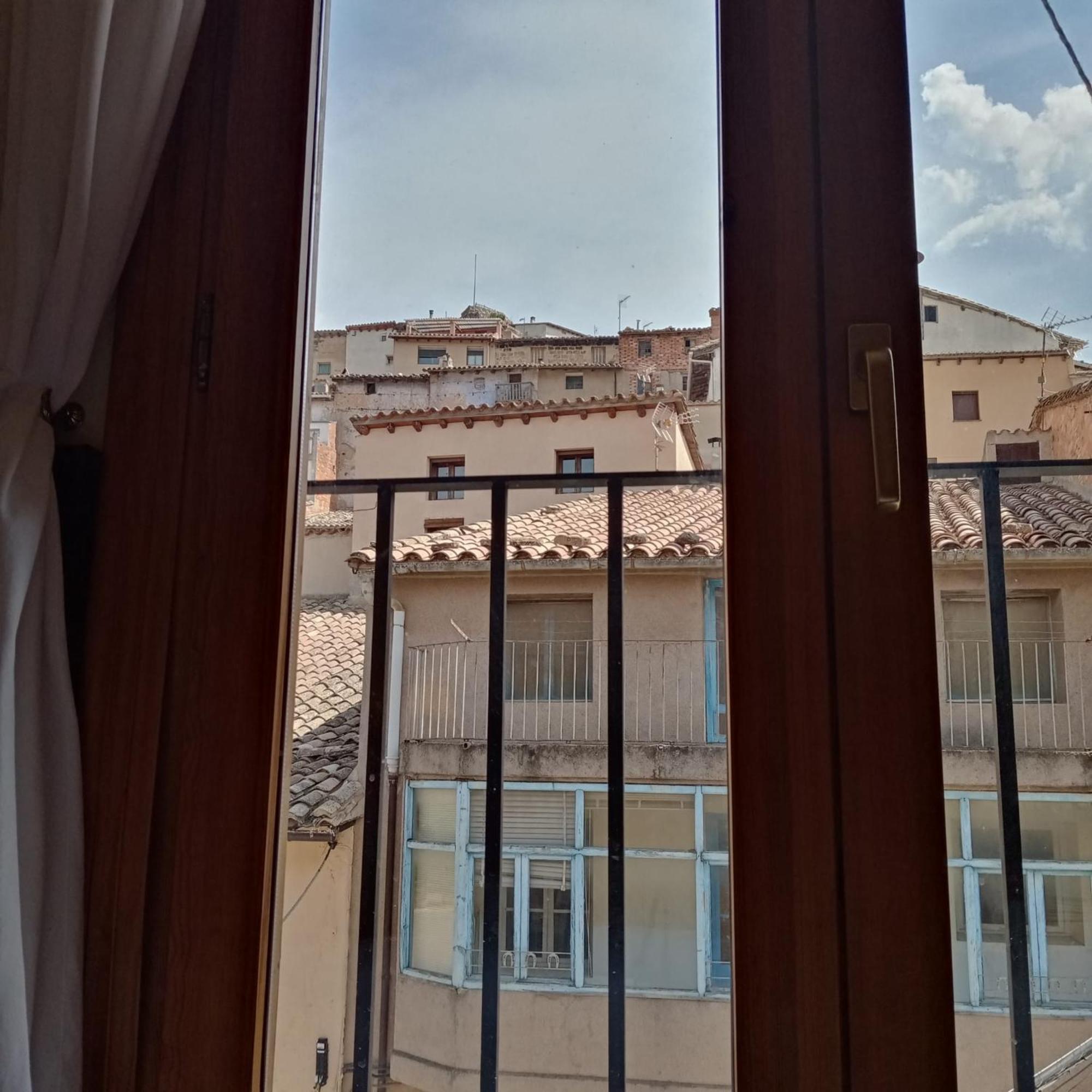 Hostal Tastavins Penarroya De Tastavins Room photo
