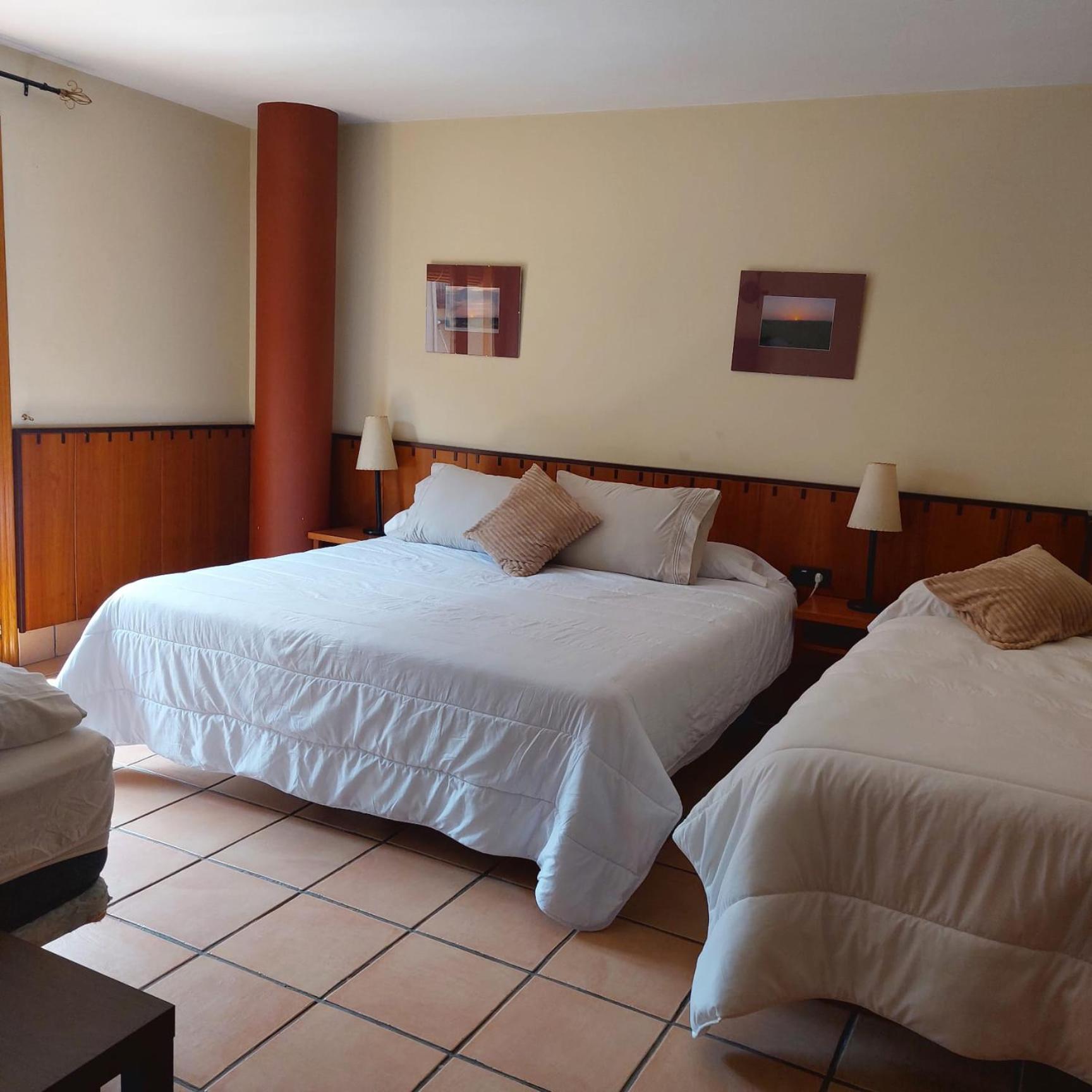 Hostal Tastavins Penarroya De Tastavins Exterior photo
